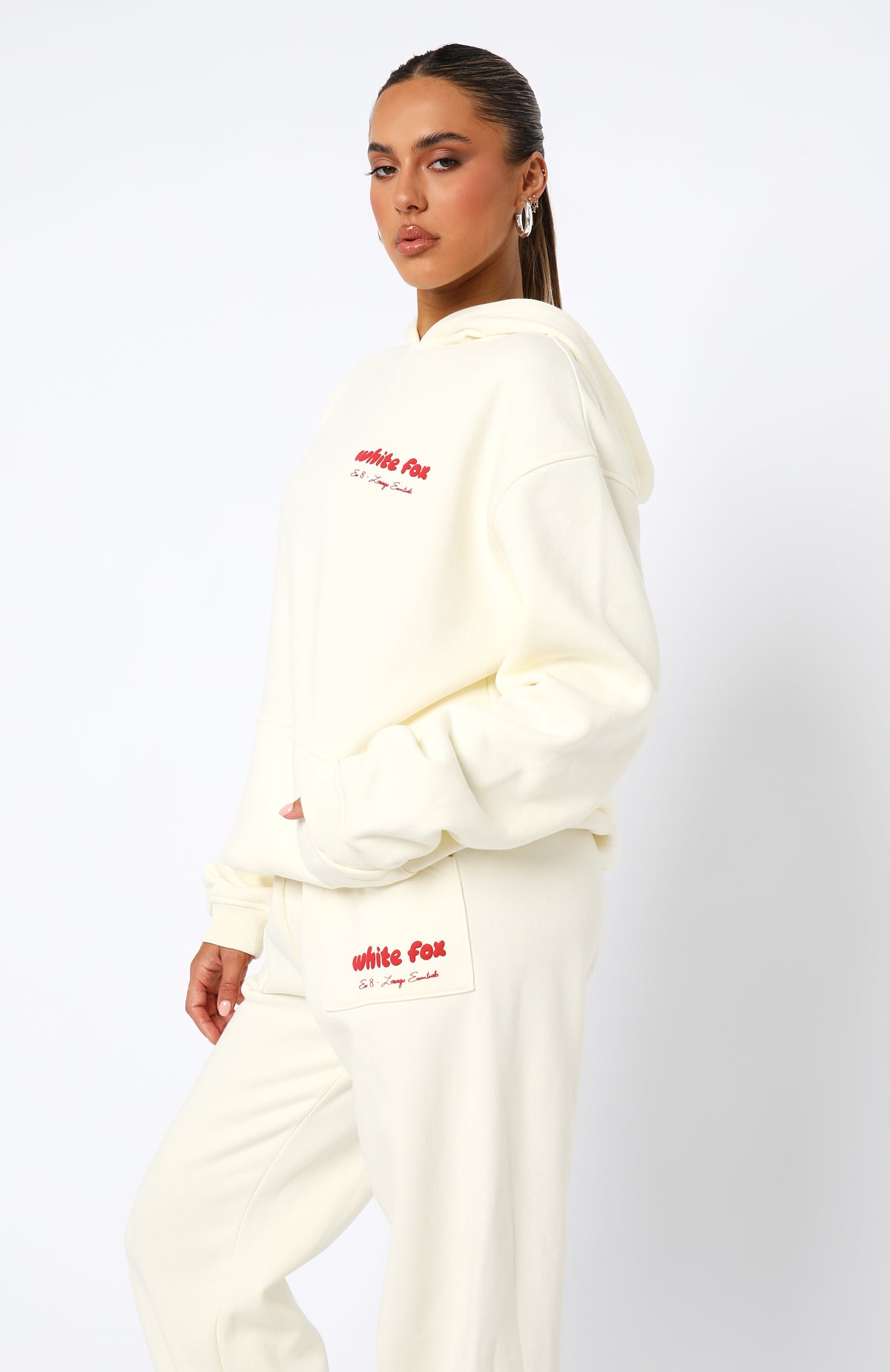Era 8 Oversized Hoodie Cherry Cream - Image 4