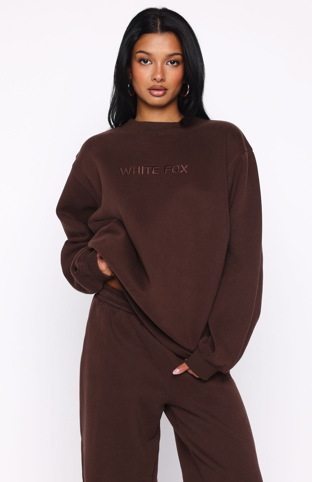 Stay Lifted Oversized Sweater Bitter Chocolate - Image 2