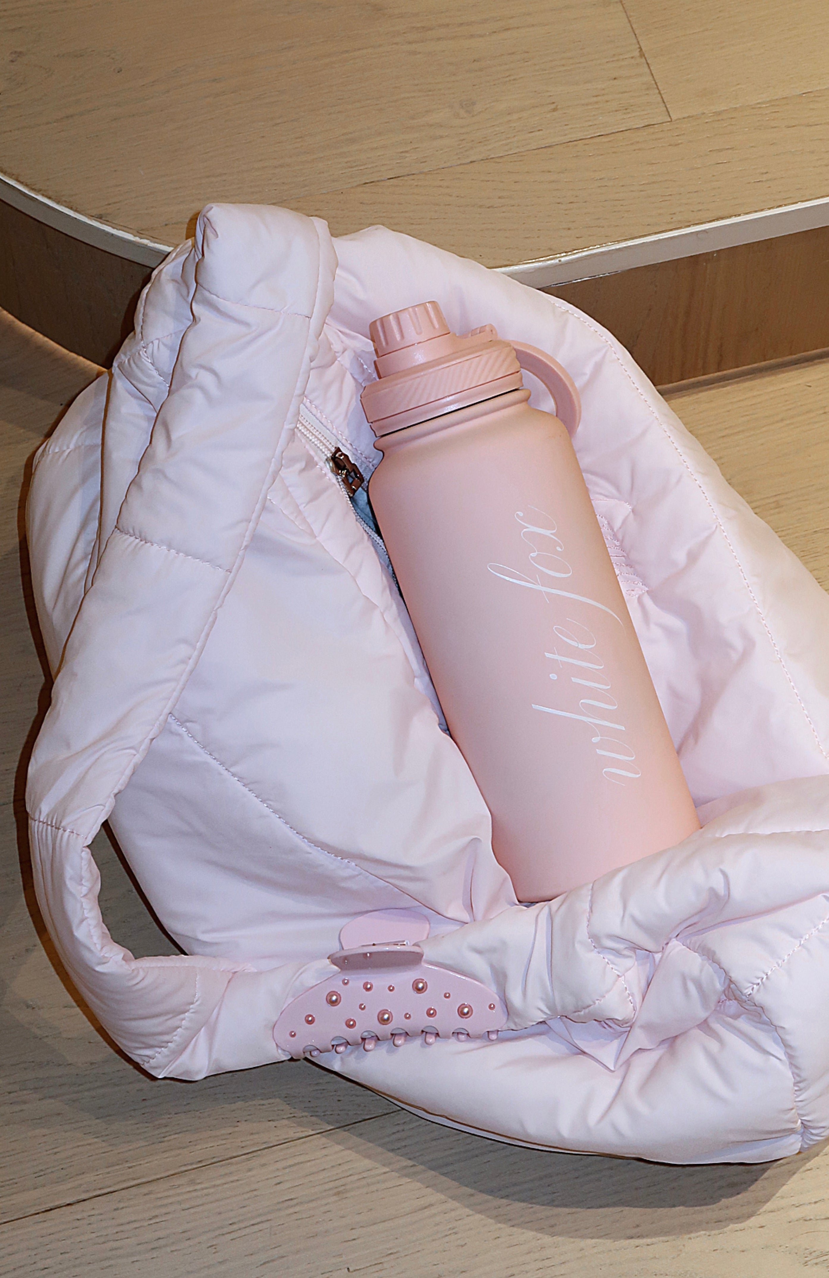 Keeping Cool Magnetic Drink Bottle 1L Baby Pink - Image 3