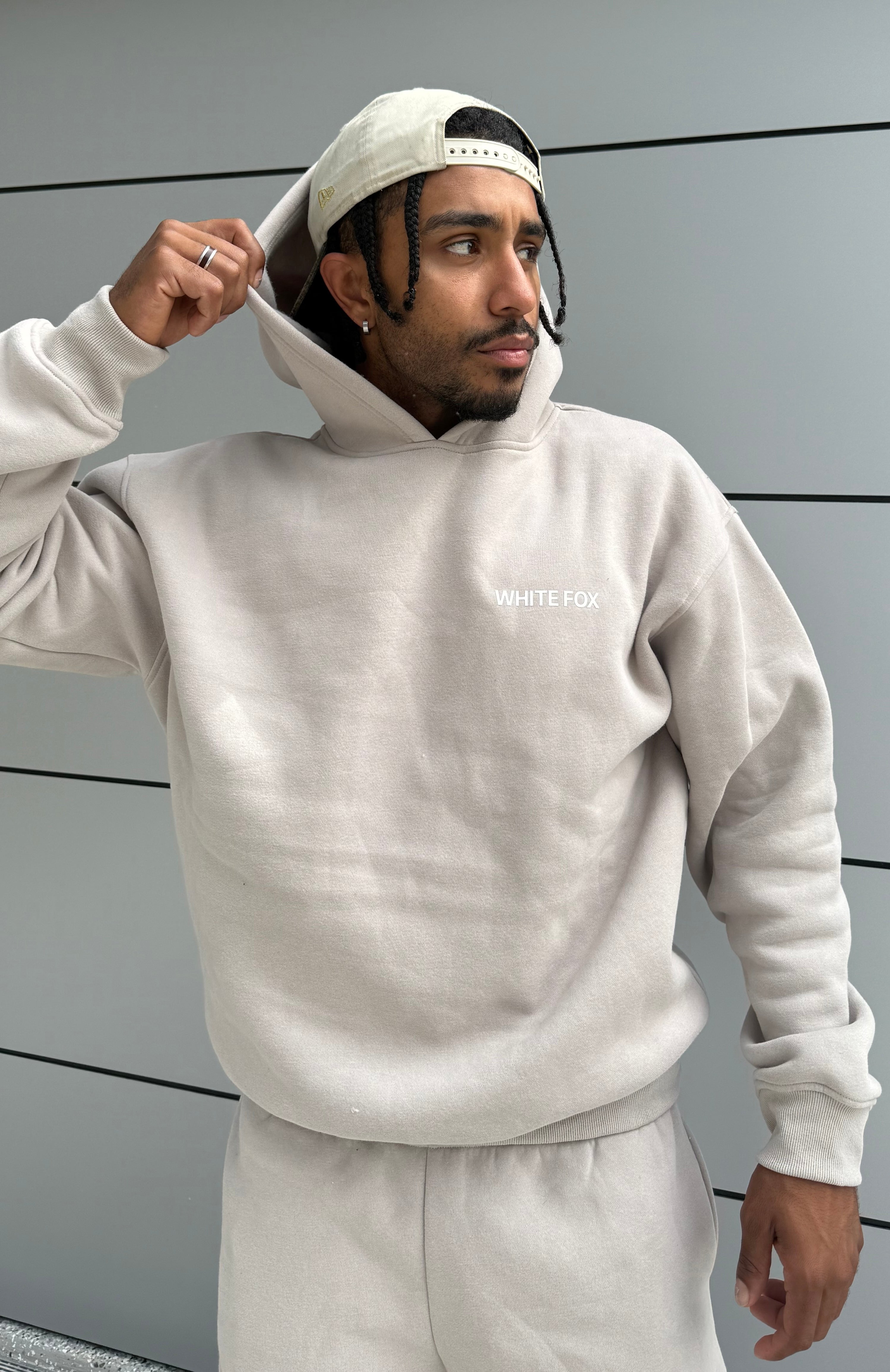 Core Classic Oversized Hoodie Moon - Image 2