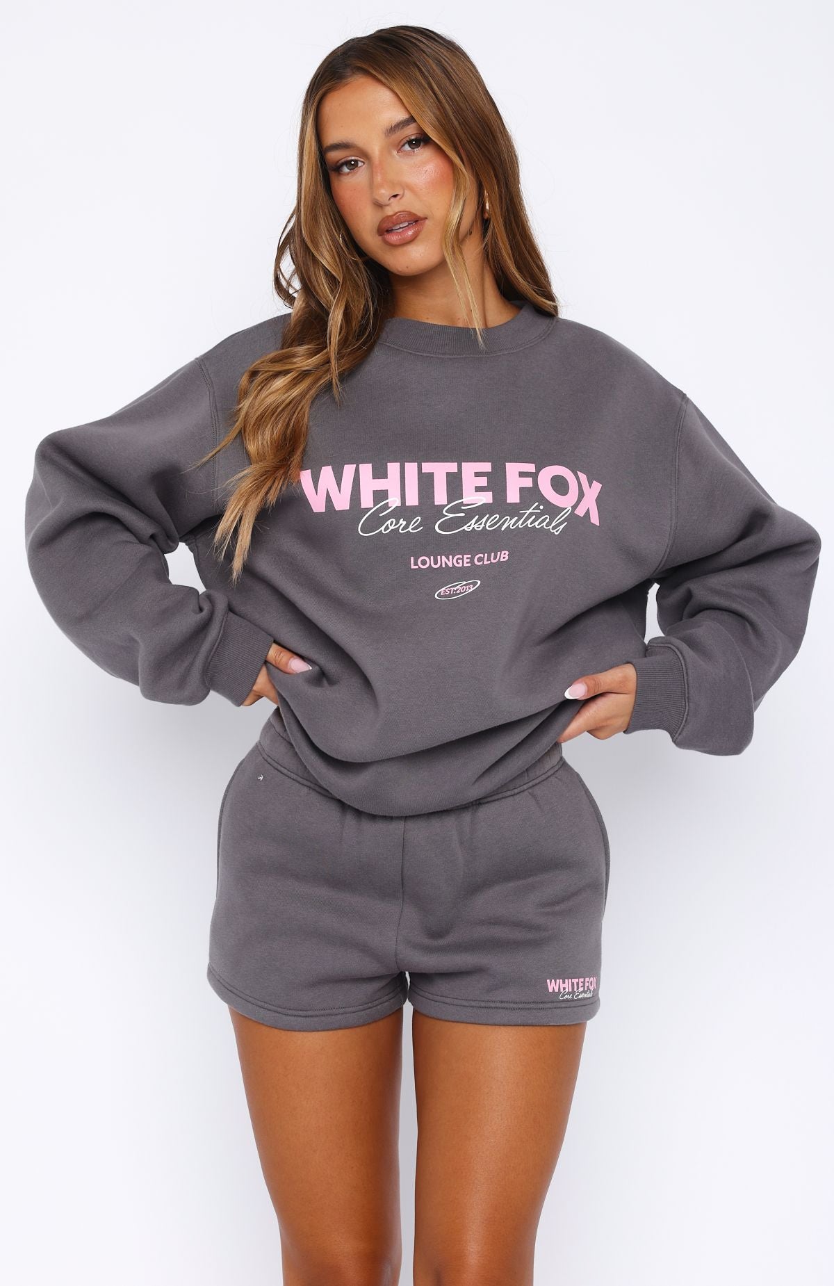 Core Essentials Lounge Shorts Volcanic - Image 2