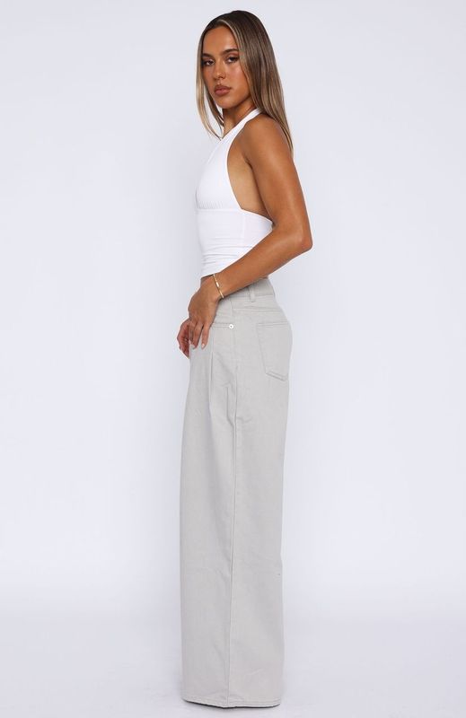 Iris Low Rise Wide Leg Jeans Light Grey - Image 3
