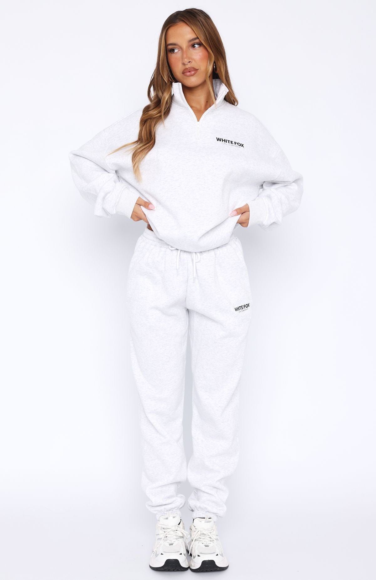 Core Essentials Sweatpants Grey Marle - Image 2