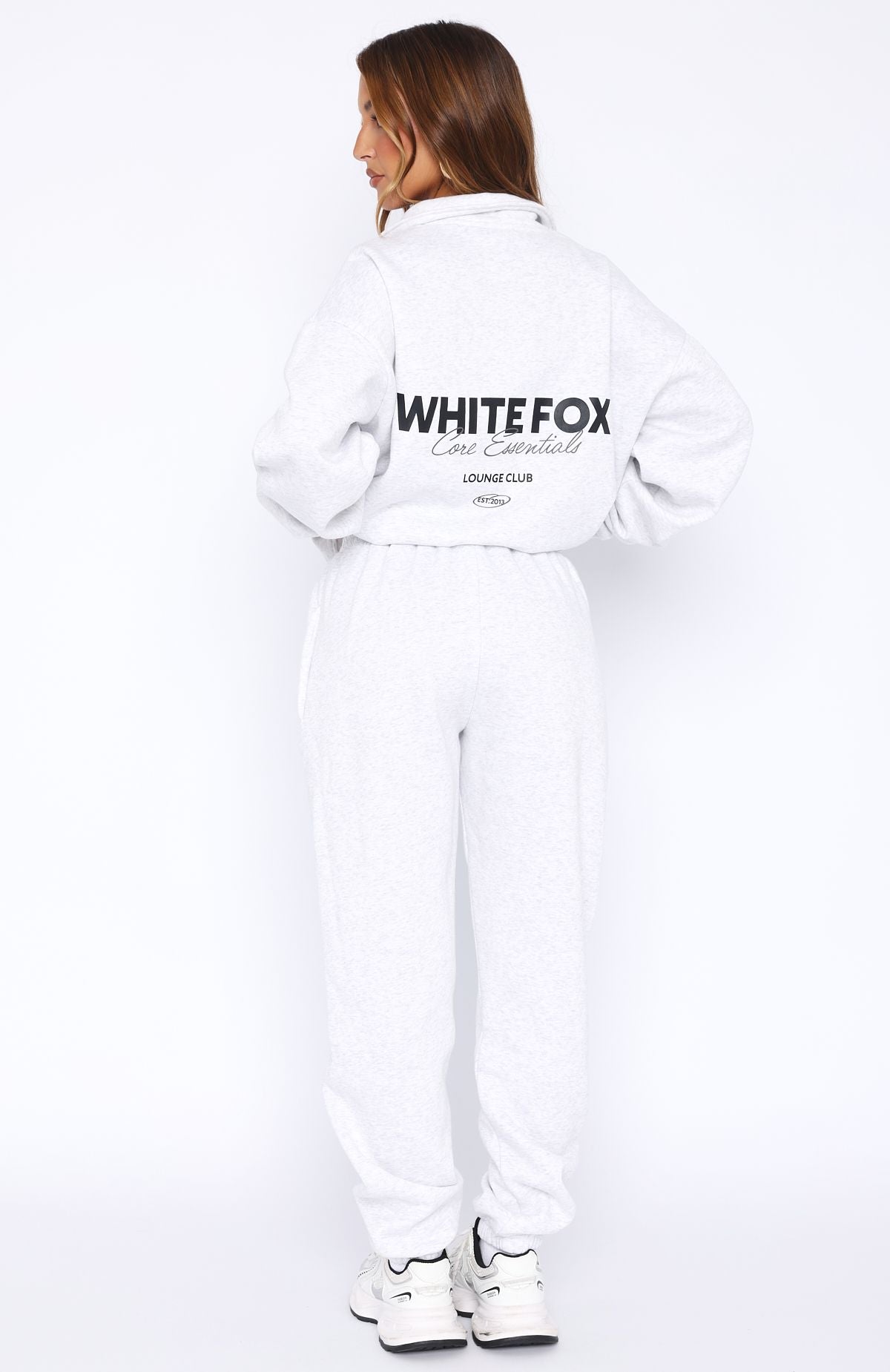 Core Essentials Sweatpants Grey Marle - Image 4