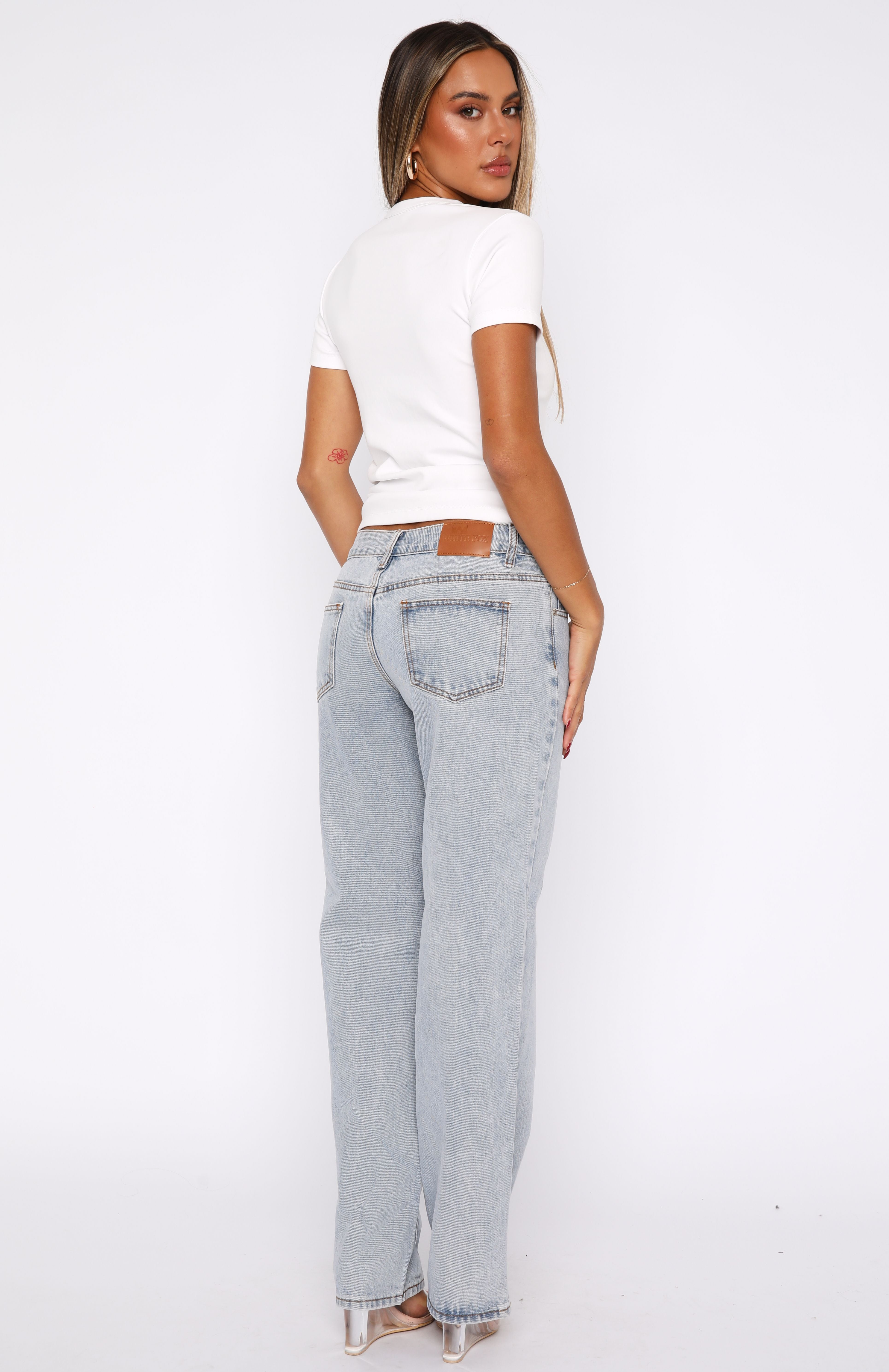 Zara Low Rise Straight Leg Jeans Light Blue - Image 4