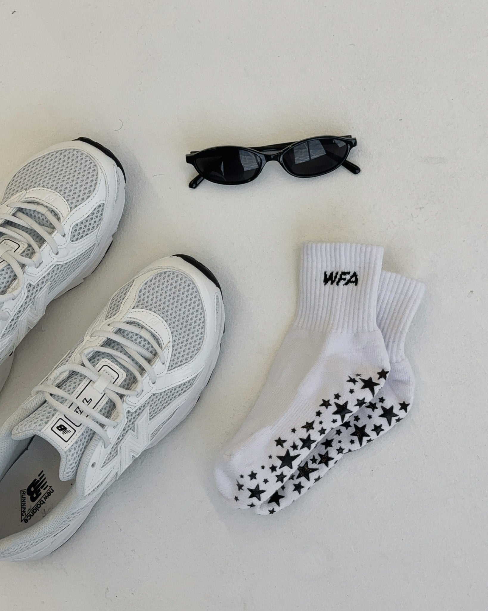 No Slowing Down Grip Socks White/Black - Image 5