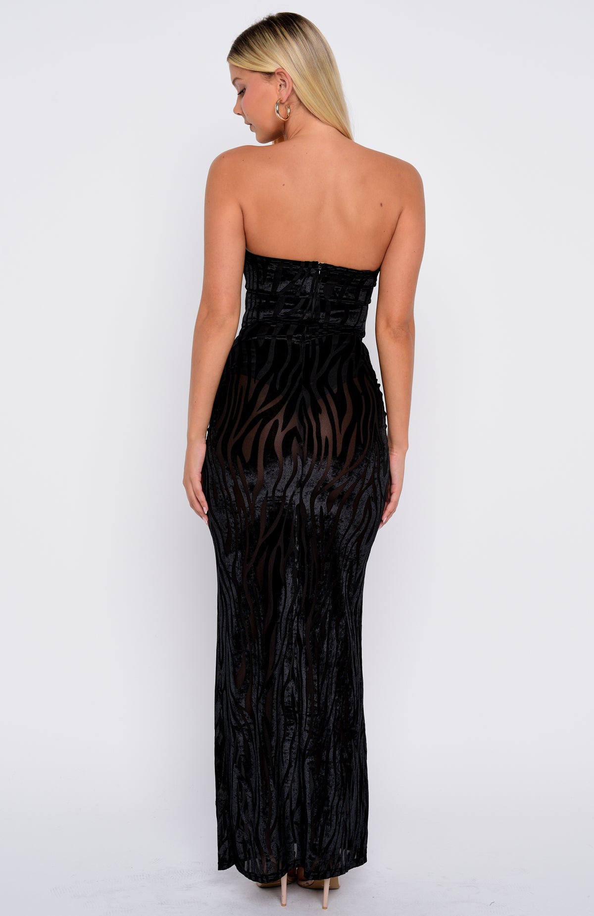 Running The Show Strapless Maxi Dress Black - Image 4