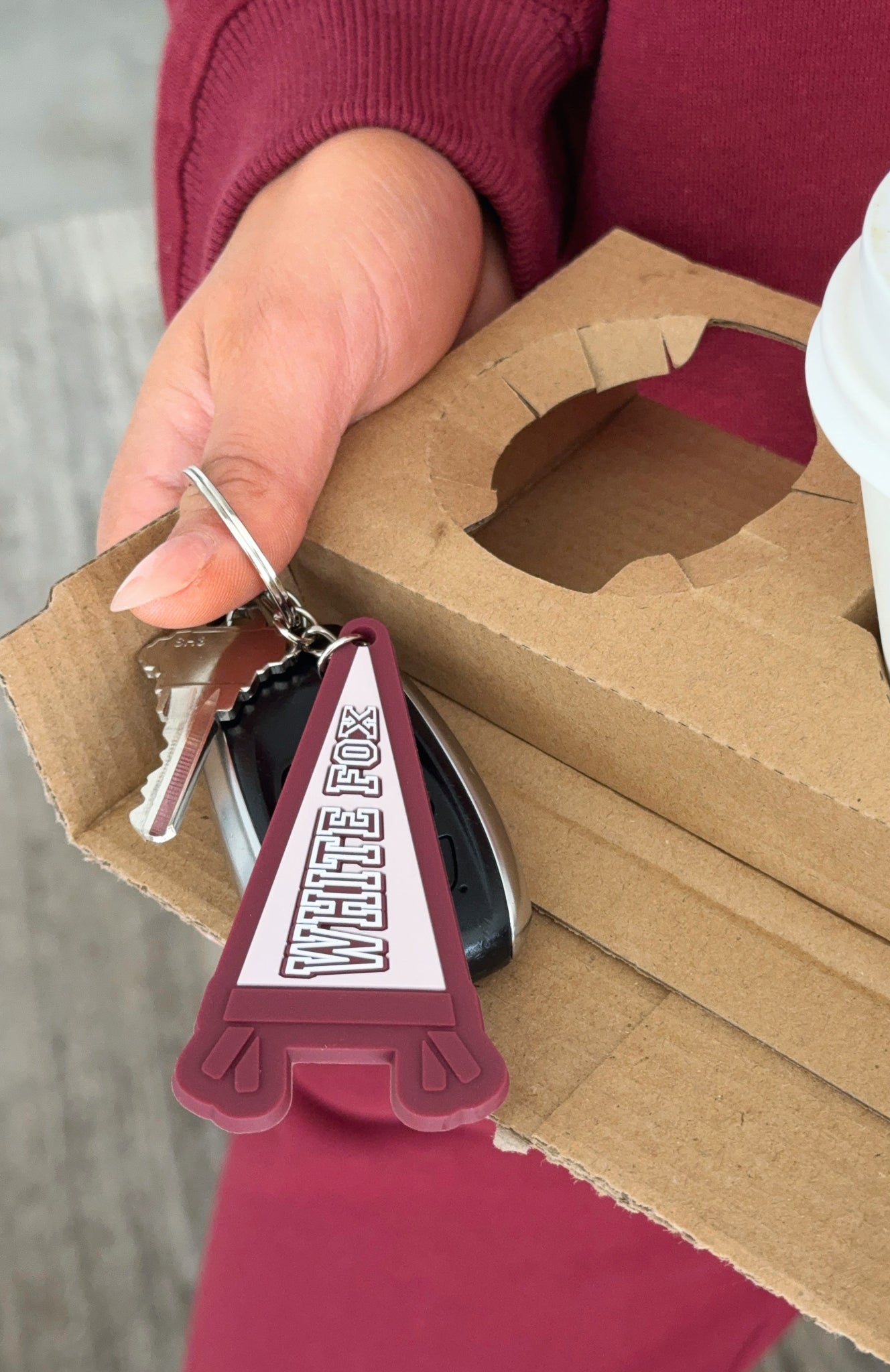 To The Beat Keychain Burgundy/Pink - Image 2