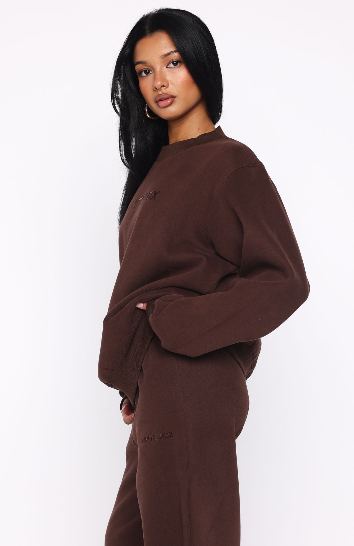 Stay Lifted Oversized Sweater Bitter Chocolate - Image 3